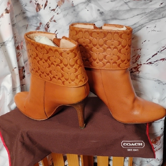 Coach Tan Leather Ankle Boots And Dust Bag - Picture 1 of 6